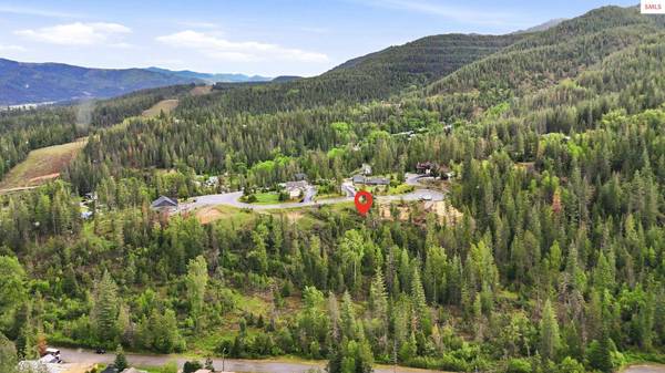 120 BLAZING SADDLE CT, Pinehurst, ID 83850