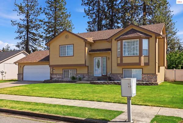 480 E SAND WEDGE DR, Post Falls, ID 83854