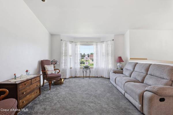 480 E SAND WEDGE DR, Post Falls, ID 83854