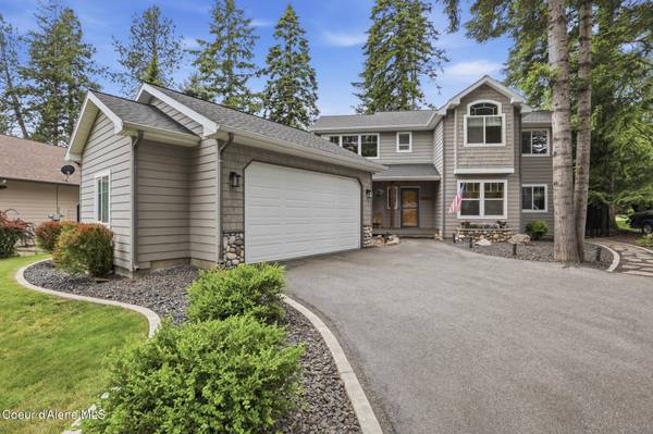 11331 N TRAFALGAR ST, Hayden, ID 83835