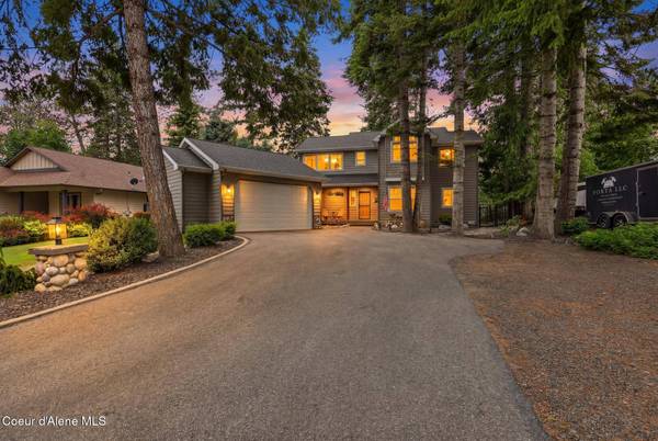 11331 N TRAFALGAR ST, Hayden, ID 83835