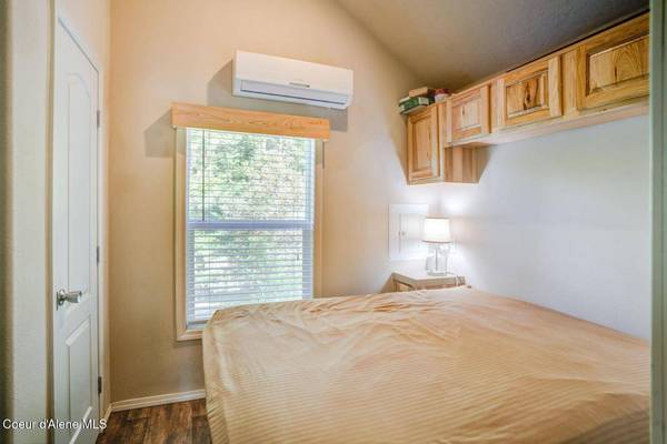 15040 S BENCH RD, Harrison, ID 83833