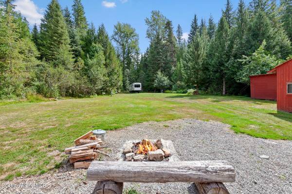 9076 CDA RIVER RD