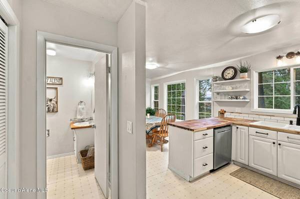 741 S FAIRMONT LOOP, Coeur d'Alene, ID 83814