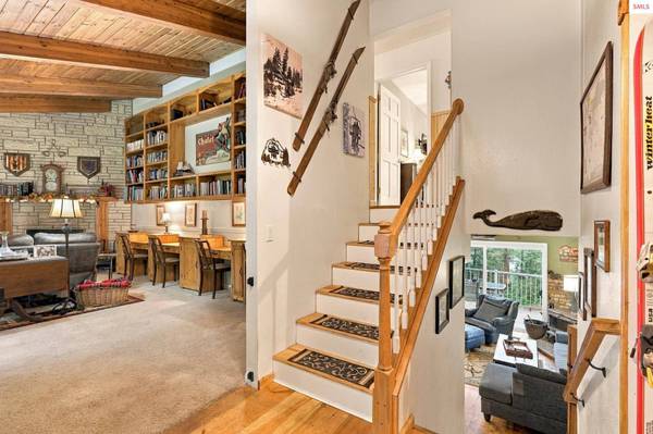 741 S Fairmont Loop, Coeur d'Alene, ID 83814