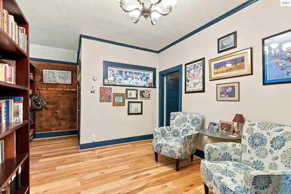 511 Hunter St, Mullan, ID 83846