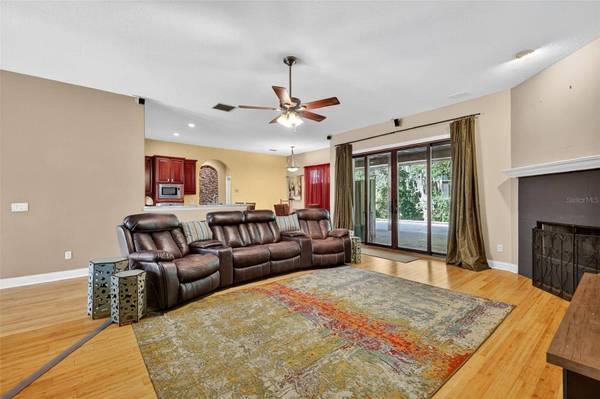 1257 W LAKE BRANTLEY RD, Longwood, FL 32779