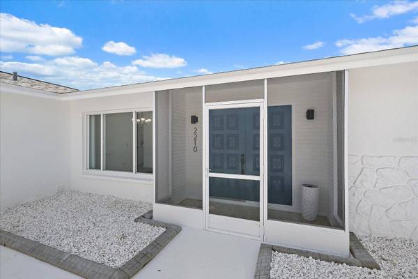 2210 BLACKWOOD DR, Venice, FL 34293