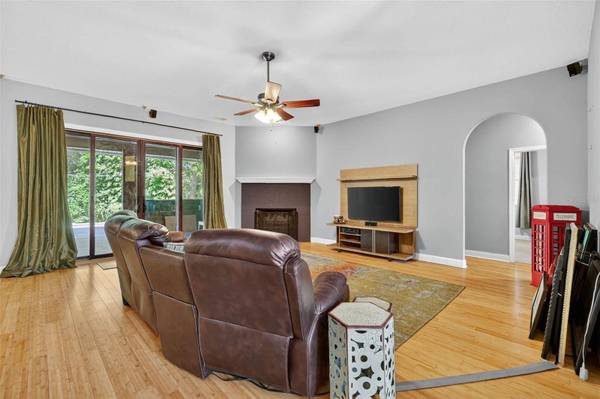 1257 W LAKE BRANTLEY RD, Longwood, FL 32779