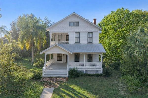 316 N LAKEVIEW DR, Lake Helen, FL 32744