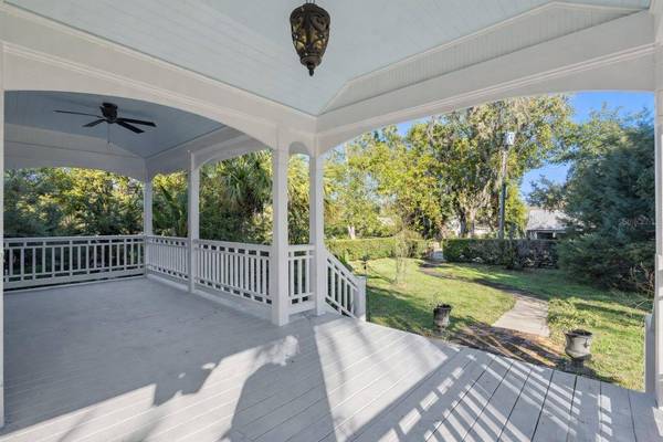 316 N LAKEVIEW DR, Lake Helen, FL 32744