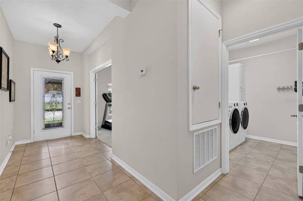 3115 ZANDER DR, Grand Island, FL 32735