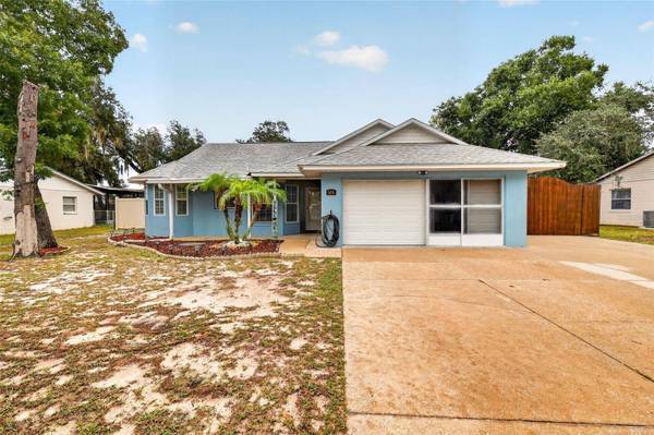606 CRICKET HOLLOW LN, Eustis, FL 32726