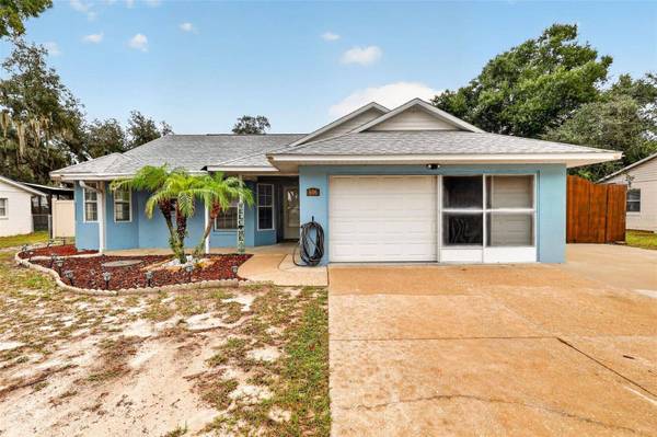 606 CRICKET HOLLOW LN, Eustis, FL 32726