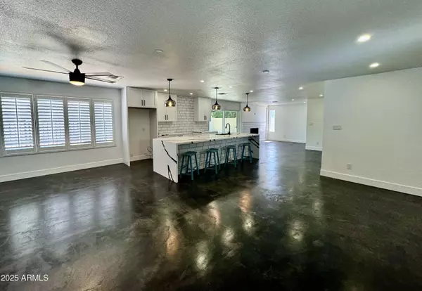 10037 N 42ND Drive, Phoenix, AZ 85051