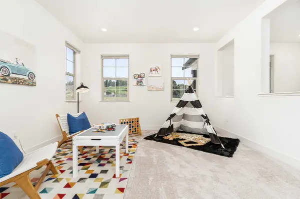 1554 Flagship Dr, Vallejo, CA 94592-1194