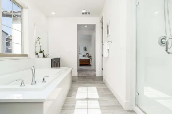 1554 Flagship Dr, Vallejo, CA 94592-1194