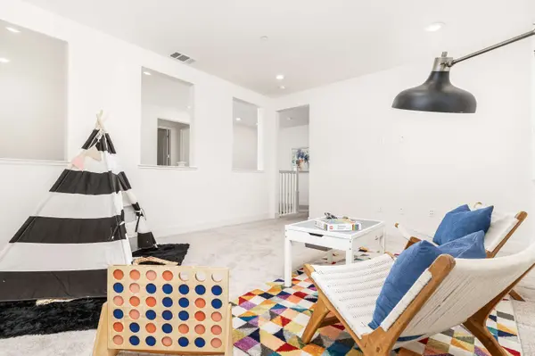 1554 Flagship Dr, Vallejo, CA 94592-1194