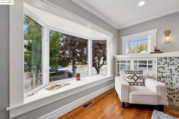 1193 64Th St, Oakland, CA 94608