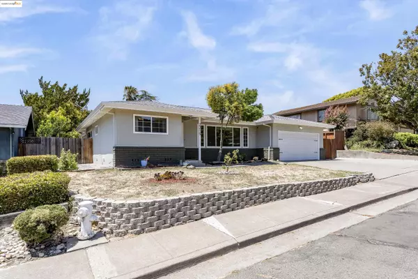 2215 Cunningham Dr, Fairfield, CA 94533