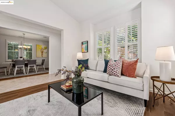 1027 Azuar Ave, Vallejo, CA 94592