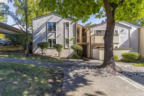 385 Camelback Rd #27, Pleasant Hill, CA 94523