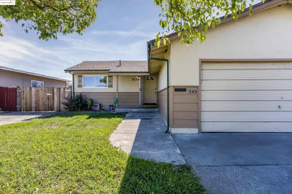 243 Santa Cruz Dr, Fairfield, CA 94533