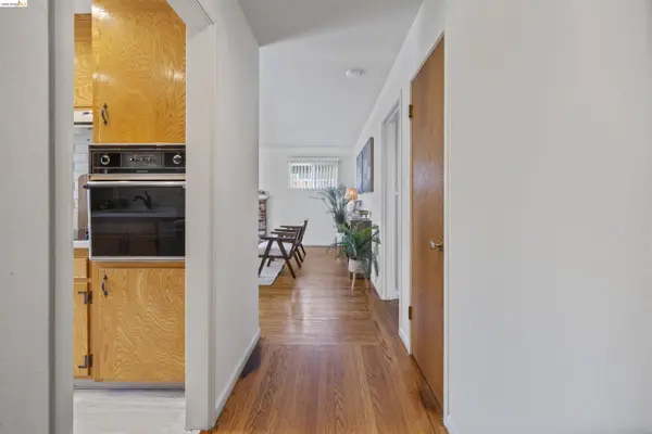 1148 Hillcrest Ct, Livermore, CA 94550