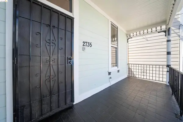 2735 E 11Th St, Oakland, CA 94601