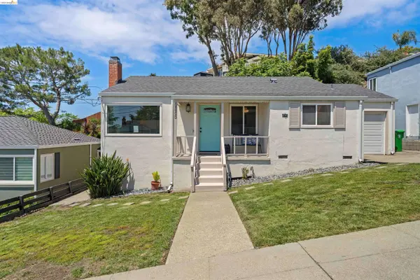 2165 Strang Ave, Castro Valley, CA 94578