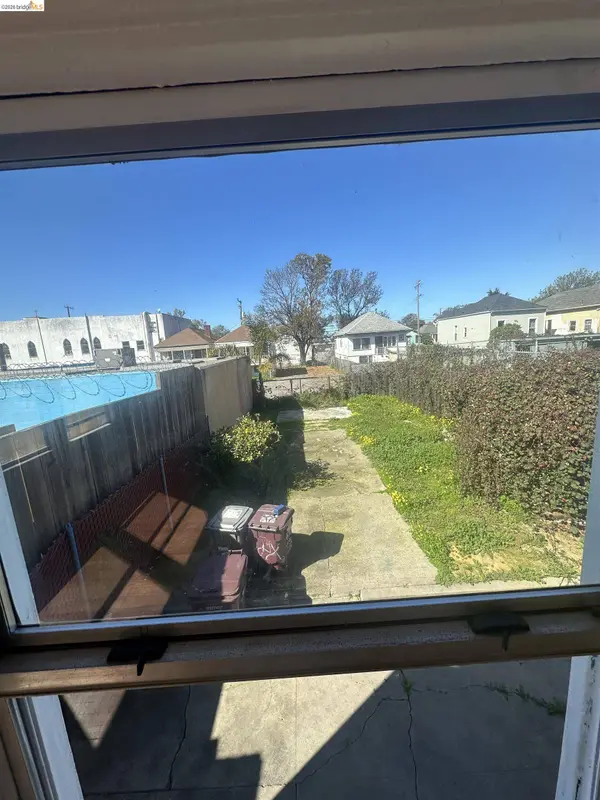 2423 Market St, Oakland, CA 94607