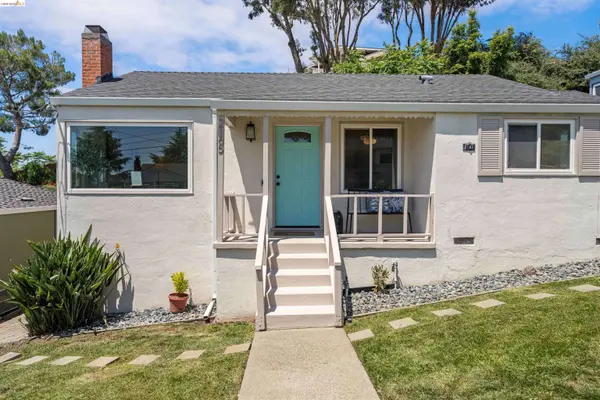 2165 Strang Ave, Castro Valley, CA 94578