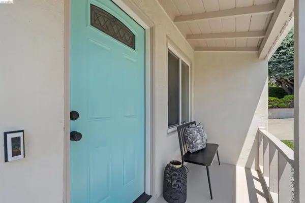 2165 Strang Ave, Castro Valley, CA 94578