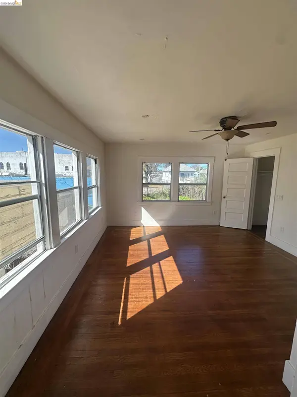2423 Market St, Oakland, CA 94607