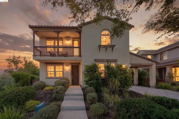 1502 Flagship Dr
