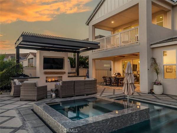 28629 Plume, Saugus, CA 91350