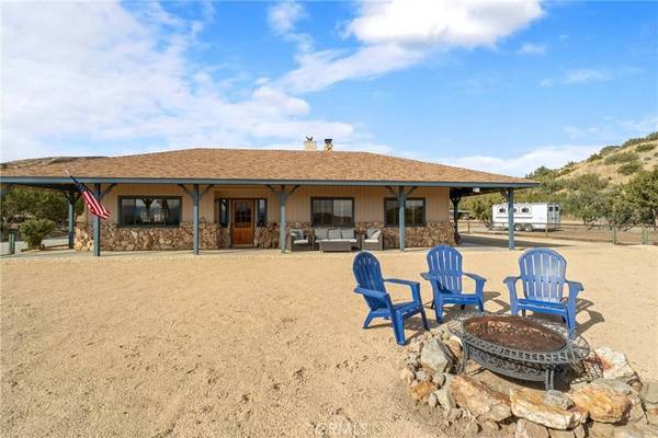 6535 Juniper Crest RD, Agua Dulce, CA 91390