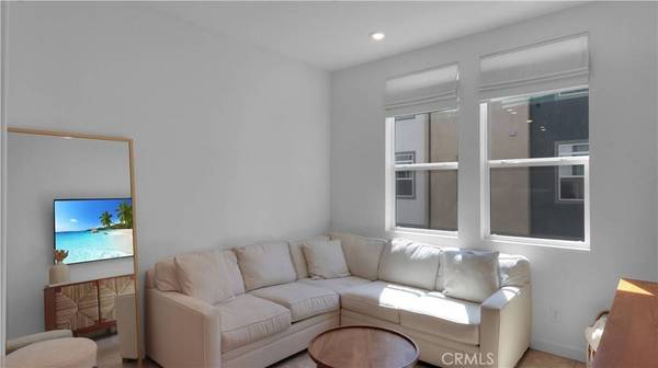 27410 Merlin, Valencia, CA 91381