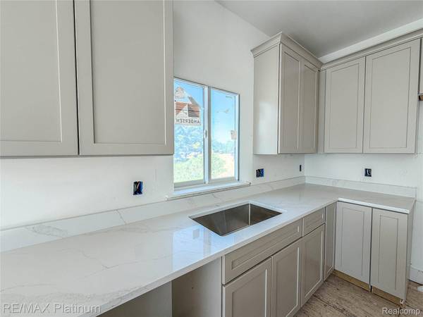 4570 Stillmeadow, Genoa Township, MI 48843