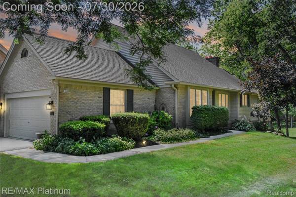 4532 Golf View DR, Genoa Township, MI 48116