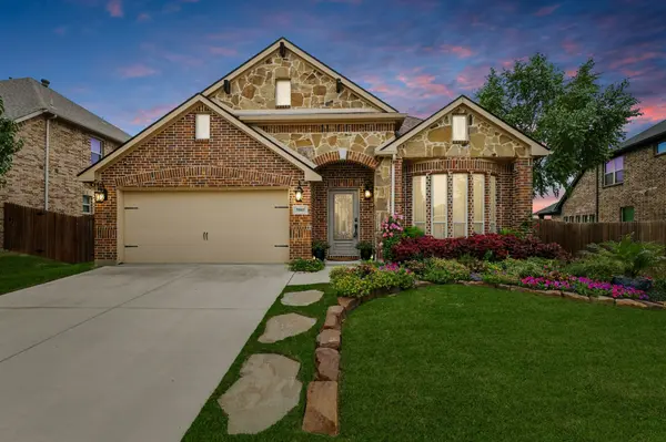Pool Home in Country Lakes North - Argyle Living at Denton Prices,Shawna Martinez