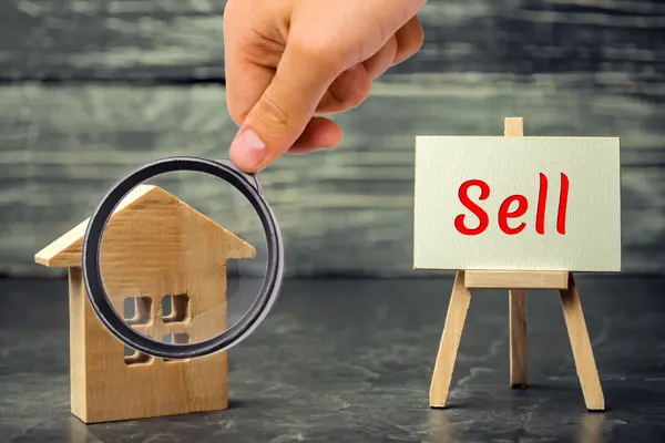 What Every First-Time Home Seller Should Know,Shawna Martinez