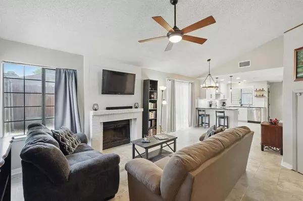 2404 Sendero Trail, Lewisville, TX 75067