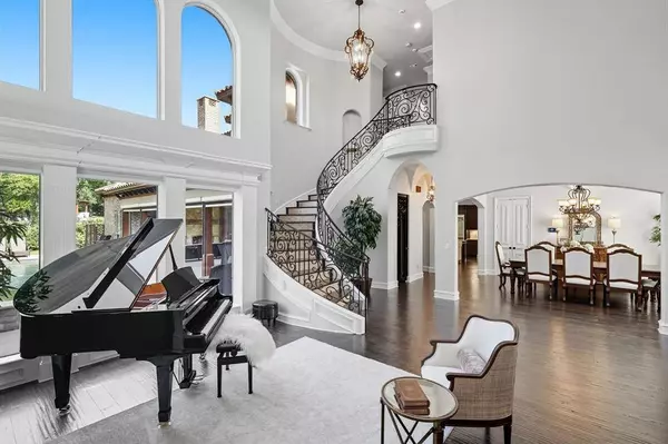 406 Hogans Drive, Trophy Club, TX 76262