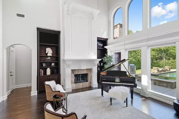 406 Hogans Drive, Trophy Club, TX 76262