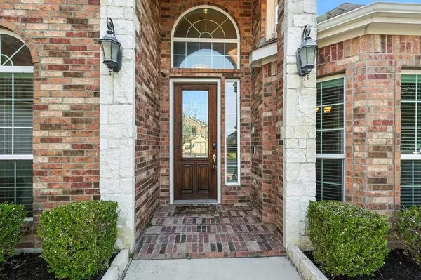 4216 Red Wolfe Road, Denton, TX 76208