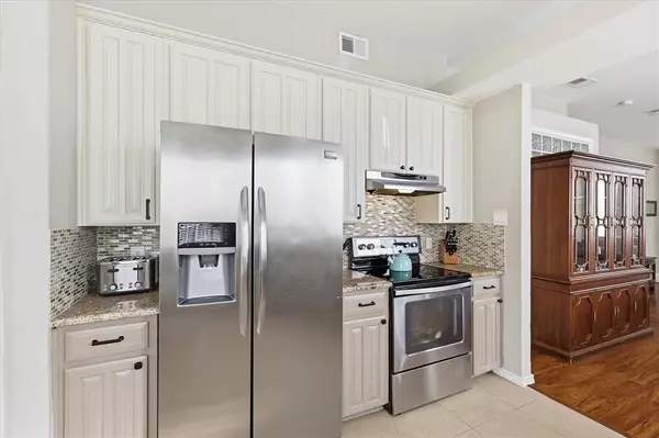 2122 Stoneridge Drive, Keller, TX 76248