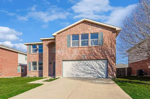 1941 Copper Mountain Drive, Fort Worth, TX 76247