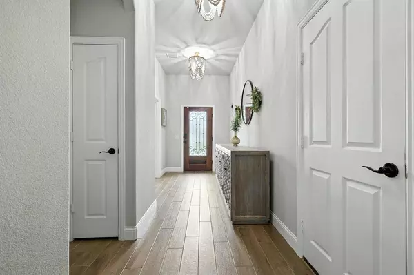 5801 New Ballinger Drive, Denton, TX 76226