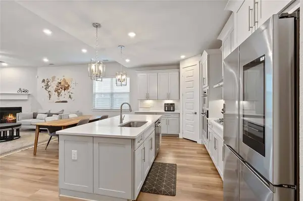 7325 Bronco Bluff, Sachse, TX 75048